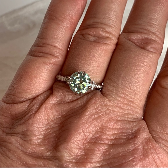 2.10 Carat VVS1 Sky Blue Moissanite Ring, Size 8 - Picture 6 of 8